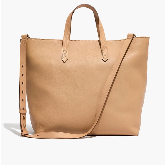 Madewell Handbags - NWT Madewell Zip Top Transport Leather Carryall